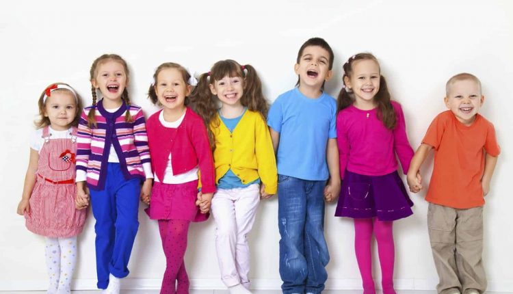 مواقع تسوق ملابس أطفال